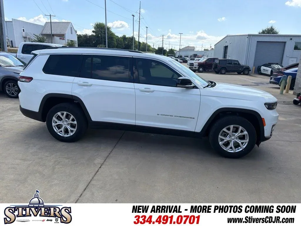 2023 Jeep Grand Cherokee L Limited thumbnail 12