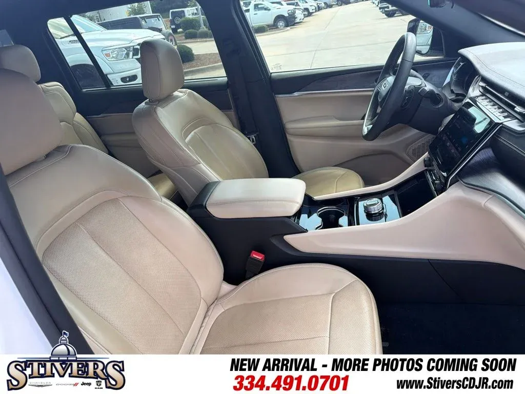 2023 Jeep Grand Cherokee L Limited thumbnail 13