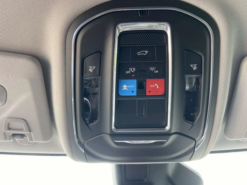 2023 Jeep Grand Cherokee L Limited thumbnail 23