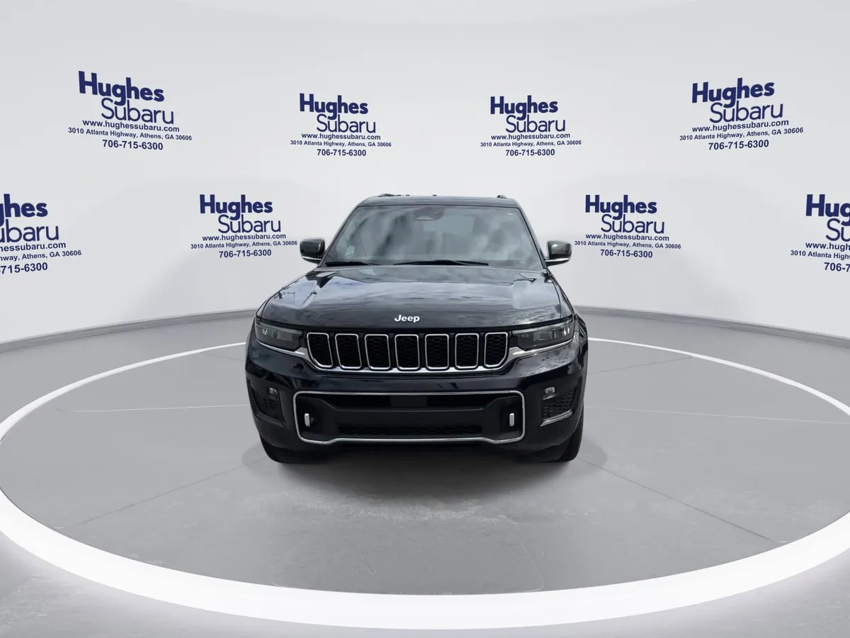 2023 Jeep Grand Cherokee Overland thumbnail 3
