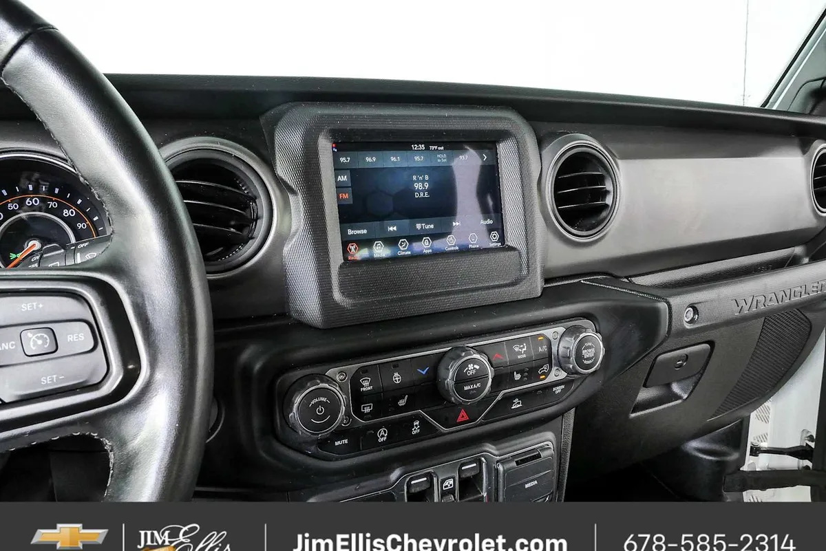 2023 Jeep Wrangler 4-Door Sport S 4x4 thumbnail 12