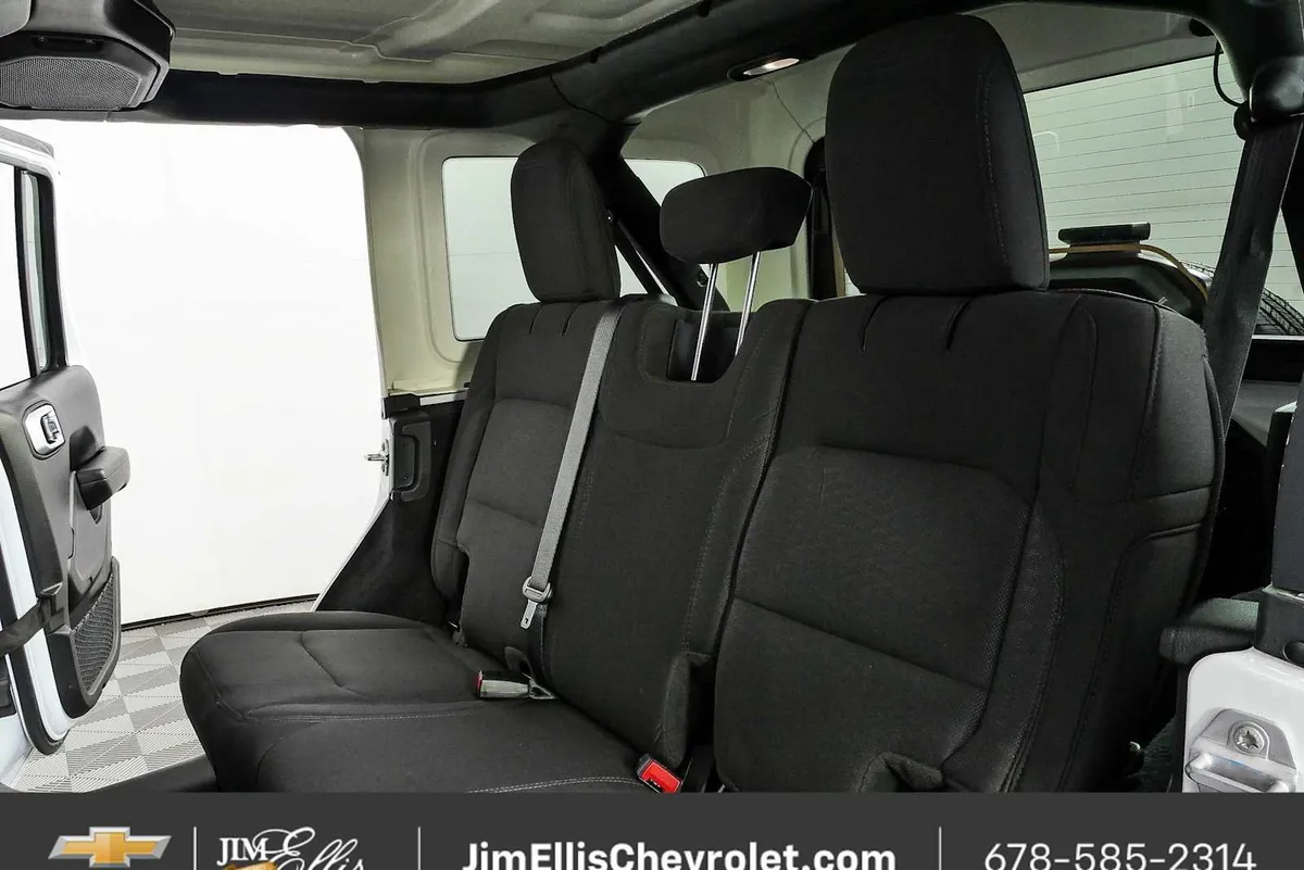 2023 Jeep Wrangler 4-Door Sport S 4x4 thumbnail 18