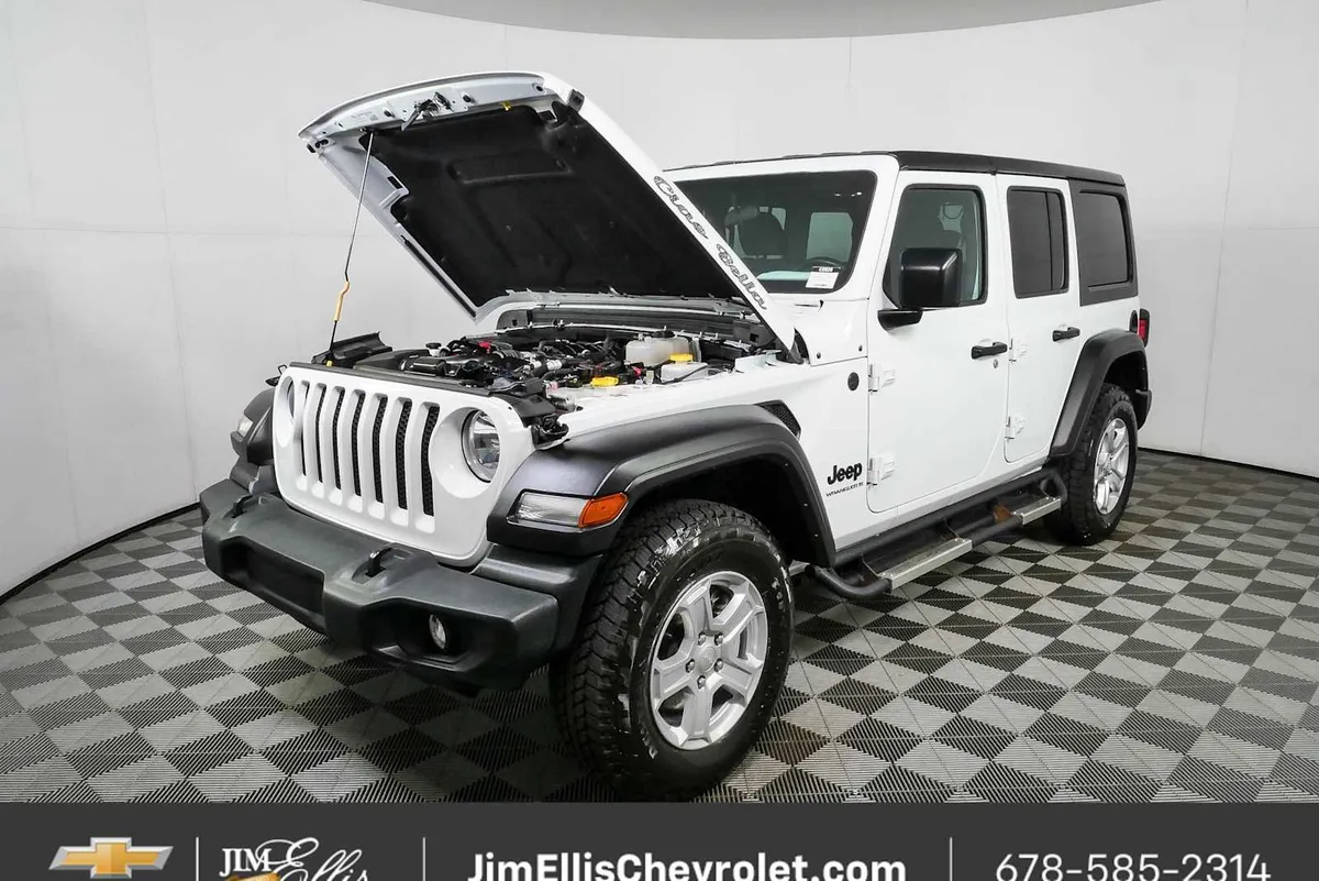 2023 Jeep Wrangler 4-Door Sport S 4x4 thumbnail 30