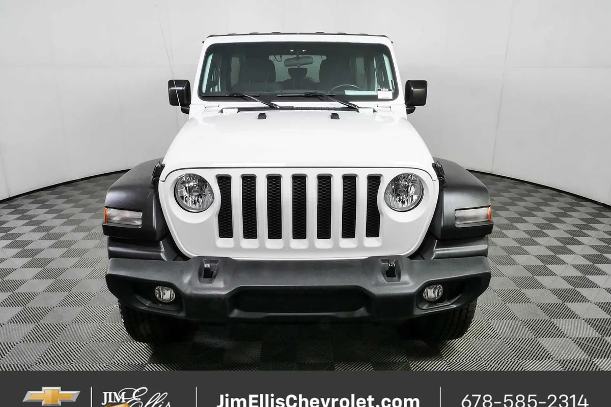 2023 Jeep Wrangler 4-Door Sport S 4x4 thumbnail 32