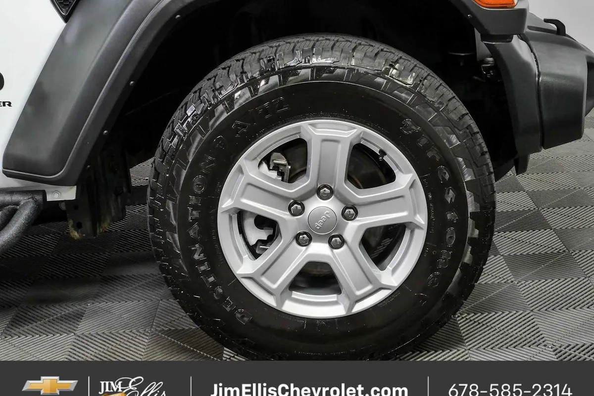 2023 Jeep Wrangler 4-Door Sport S 4x4 thumbnail 35