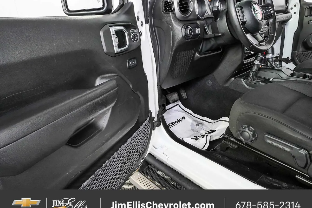 2023 Jeep Wrangler 4-Door Sport S 4x4 thumbnail 7