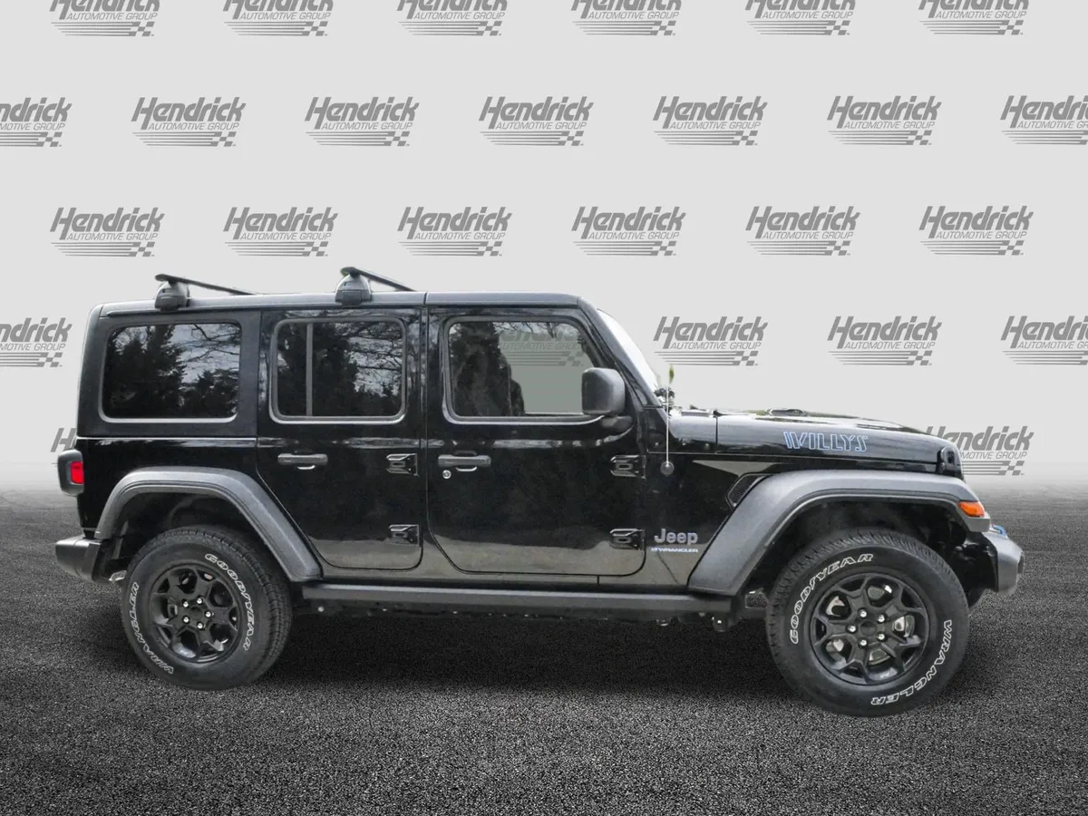 2023 Jeep Wrangler 4xe thumbnail 10