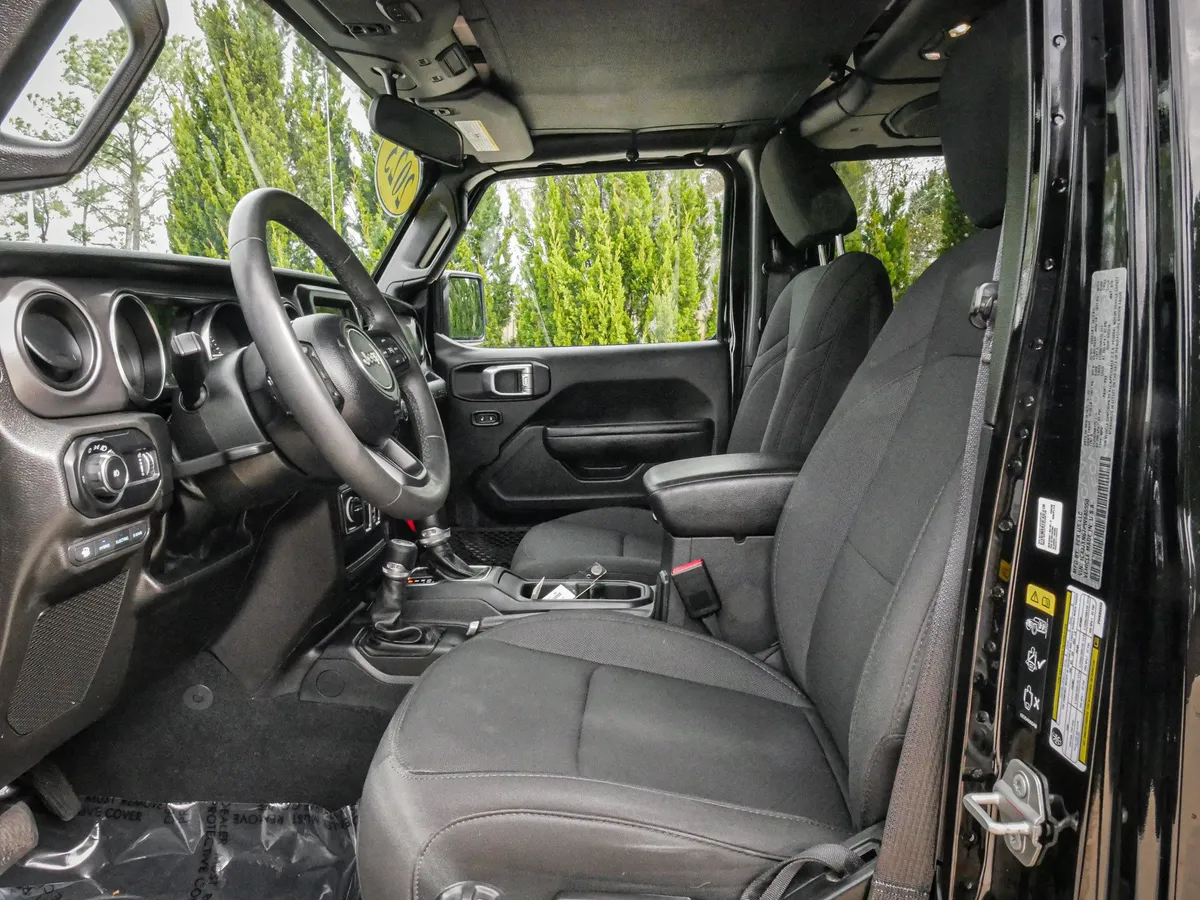 2023 Jeep Wrangler 4xe thumbnail 15
