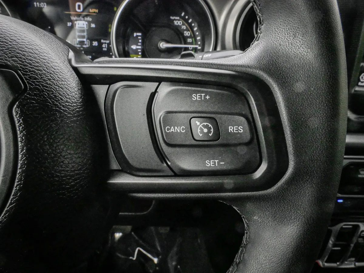2023 Jeep Wrangler 4xe thumbnail 19