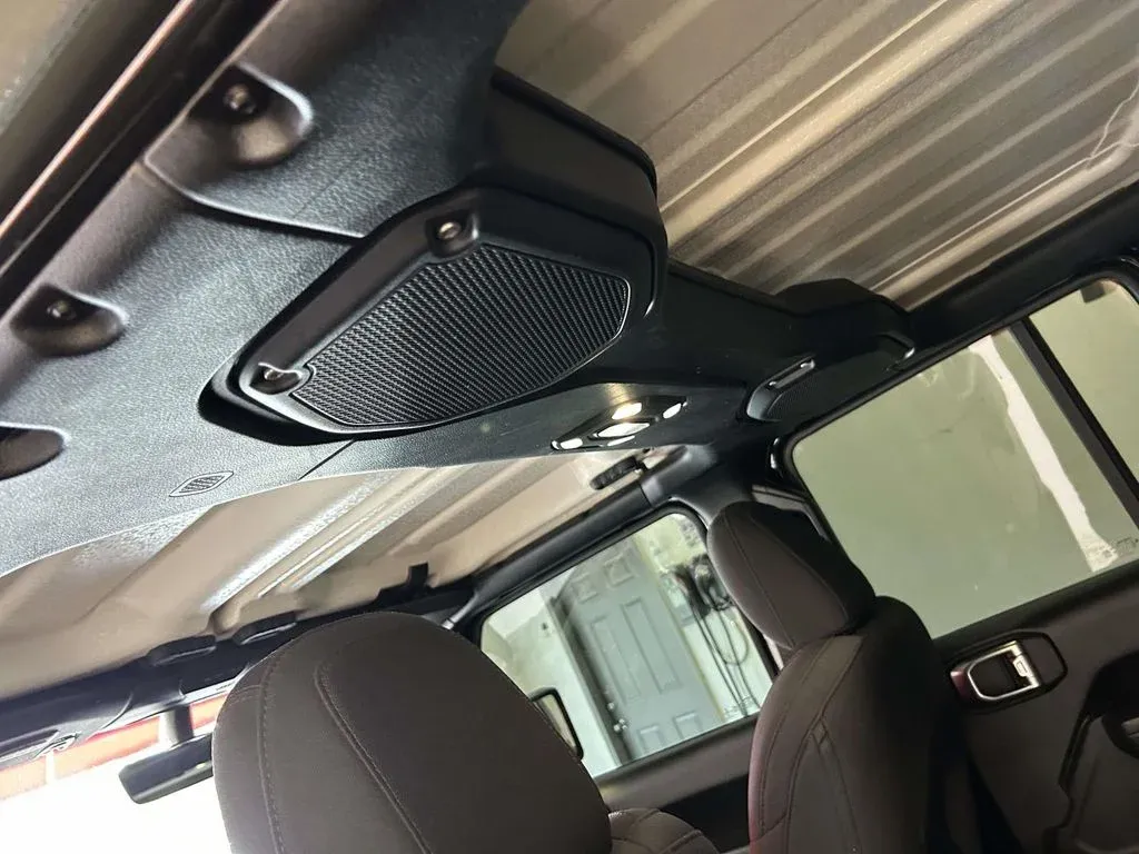 2023 Jeep Wrangler Rubicon thumbnail 16