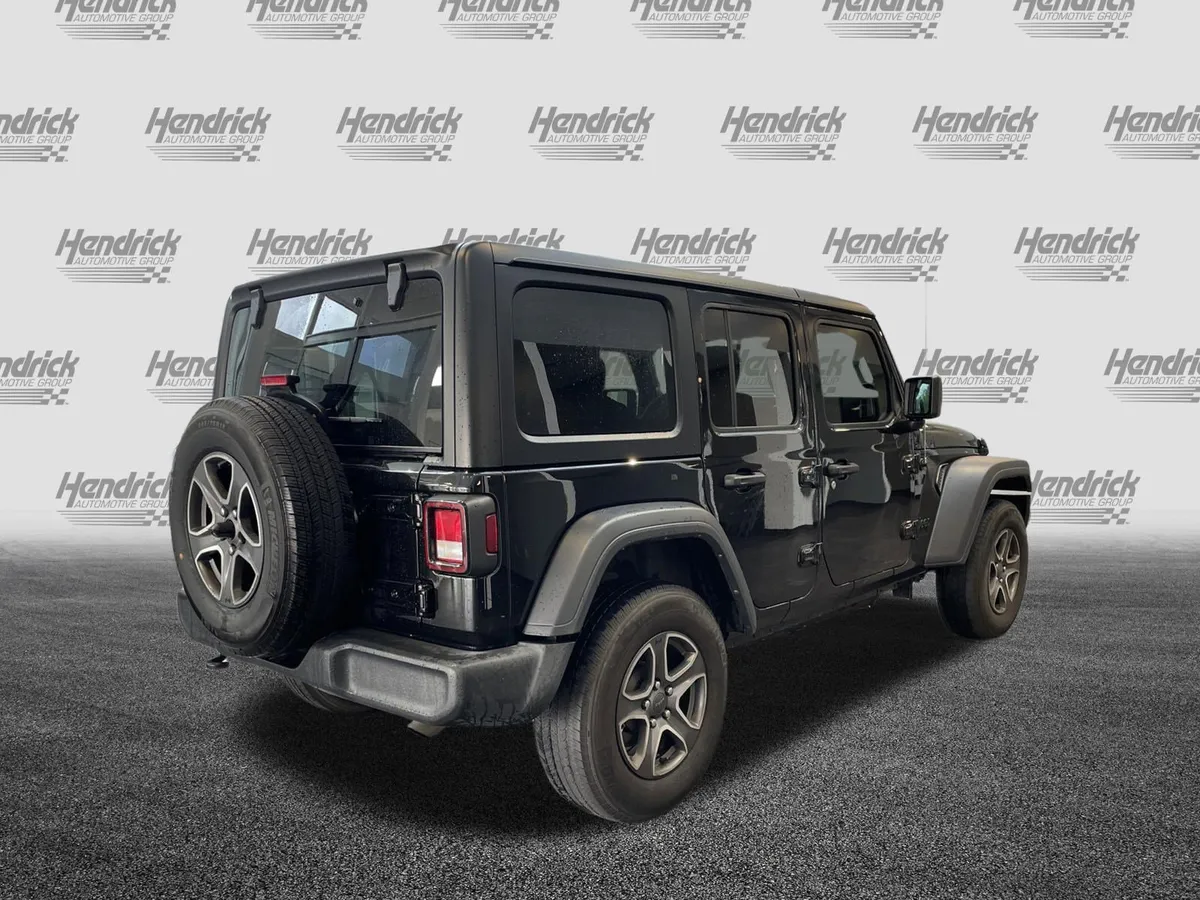 2023 Jeep Wrangler Sport S thumbnail 9