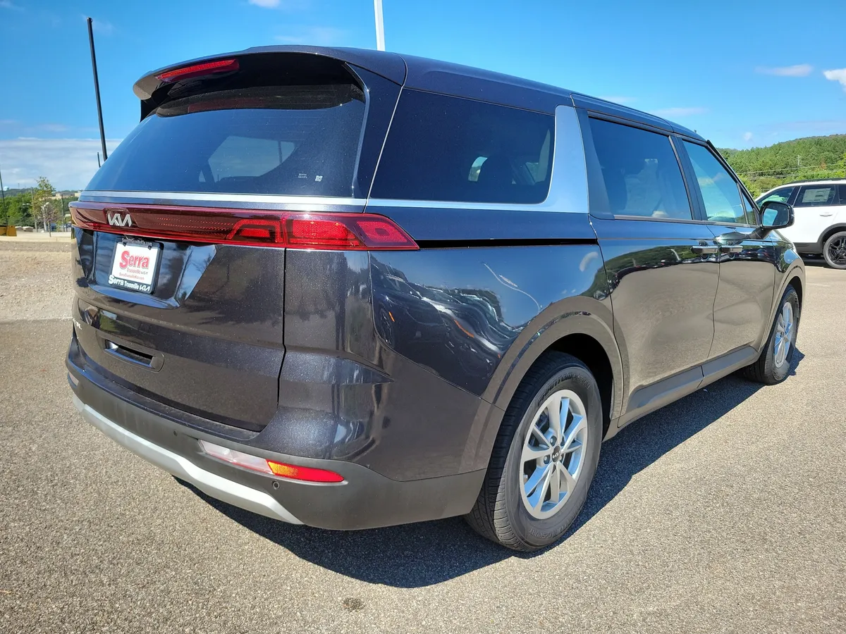 2023 Kia Carnival LX thumbnail 5