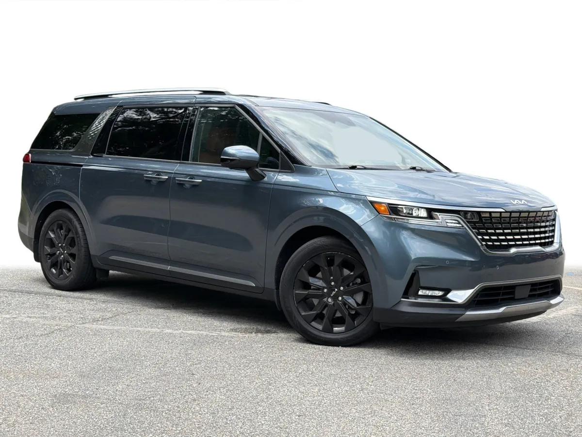 2023 Kia Carnival SX Prestige thumbnail 2
