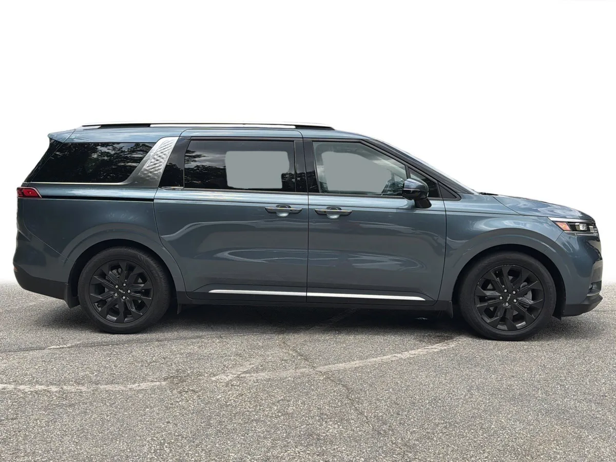 2023 Kia Carnival SX Prestige thumbnail 28
