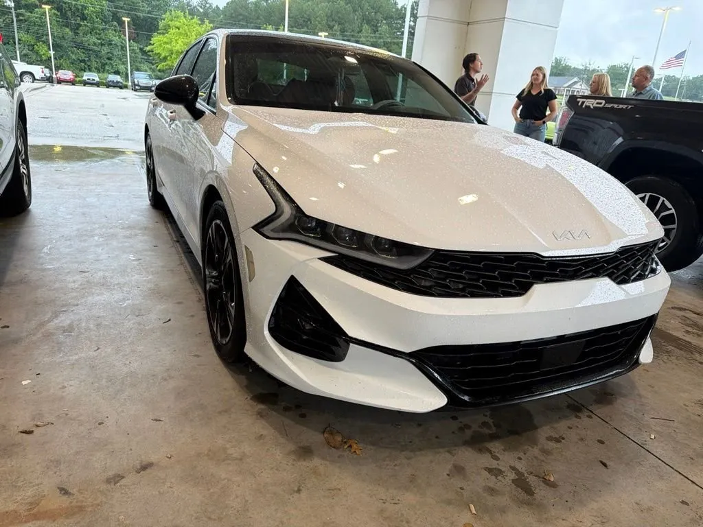 2023 Kia K5 GT-Line thumbnail 4