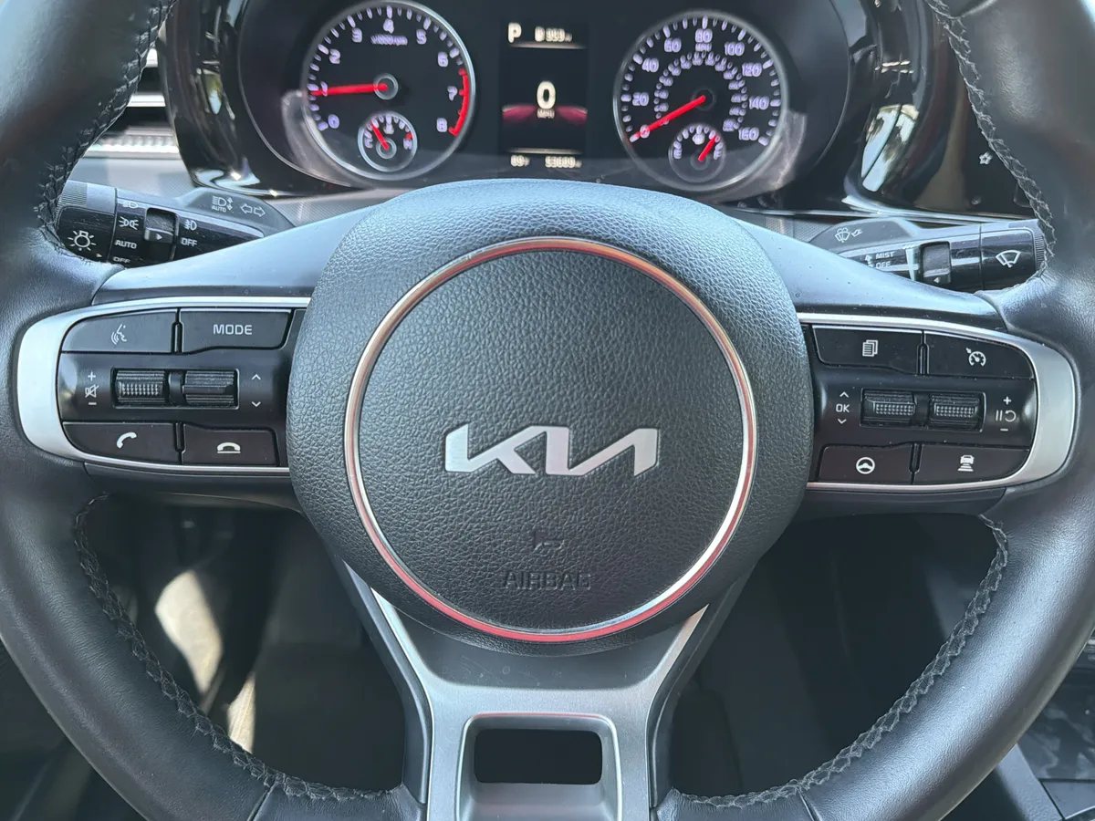 2023 Kia K5 GT-Line thumbnail 10