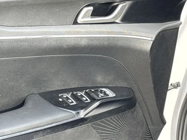 2023 Kia K5 LXS thumbnail 14