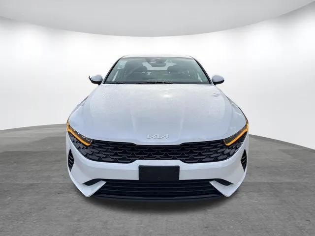 2023 Kia K5 LXS thumbnail 2