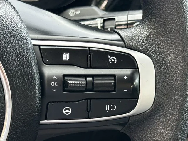 2023 Kia K5 LXS thumbnail 21