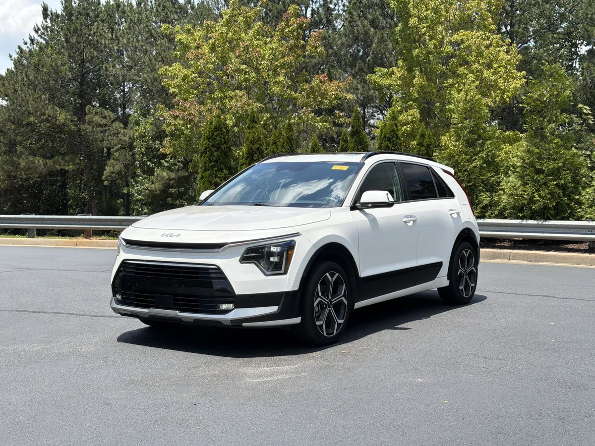 2023 Kia Niro SX Touring thumbnail 13