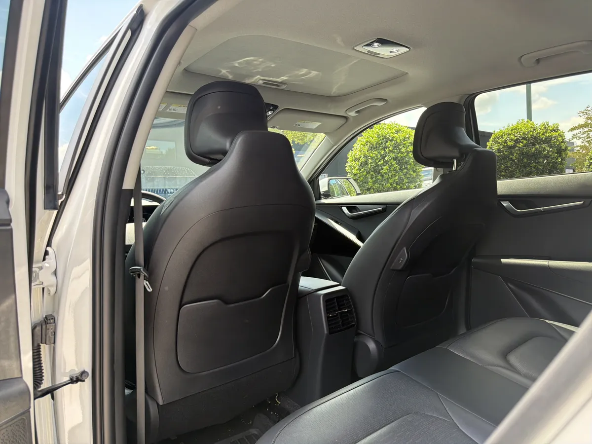 2023 Kia Niro SX Touring thumbnail 22