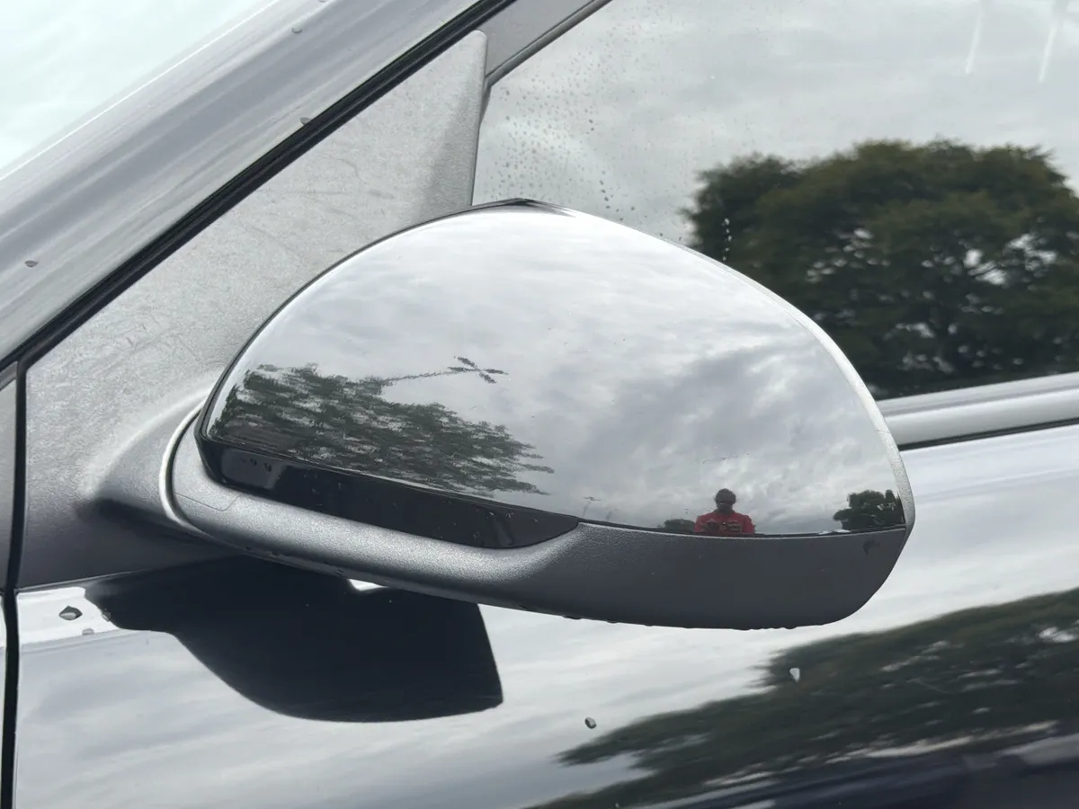 2023 Kia Rio LX thumbnail 26