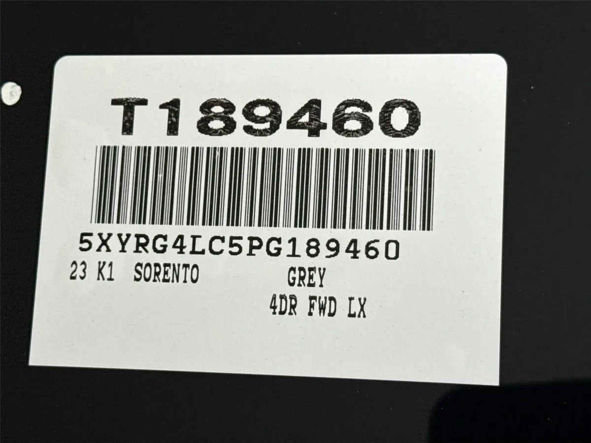 2023 Kia Sorento LX thumbnail 40