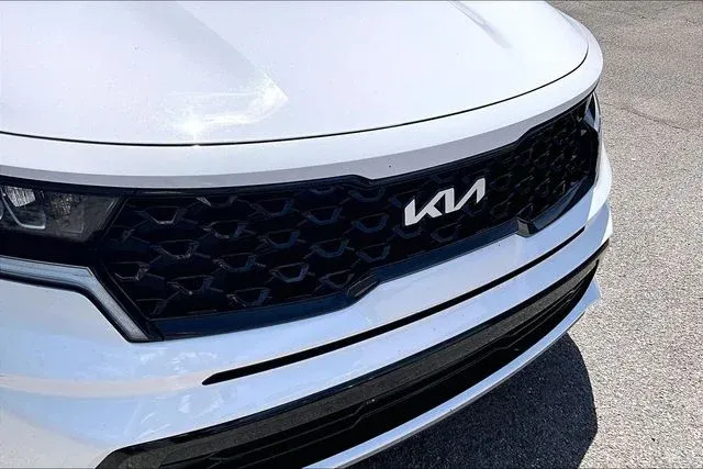2023 Kia Sorento S thumbnail 29