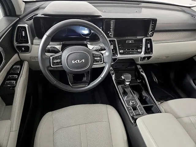2023 Kia Sorento SX thumbnail 12