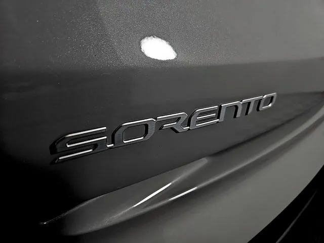 2023 Kia Sorento SX thumbnail 31