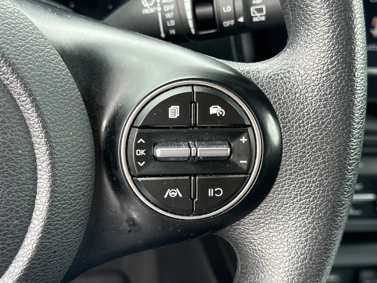 2023 Kia Soul LX thumbnail 20