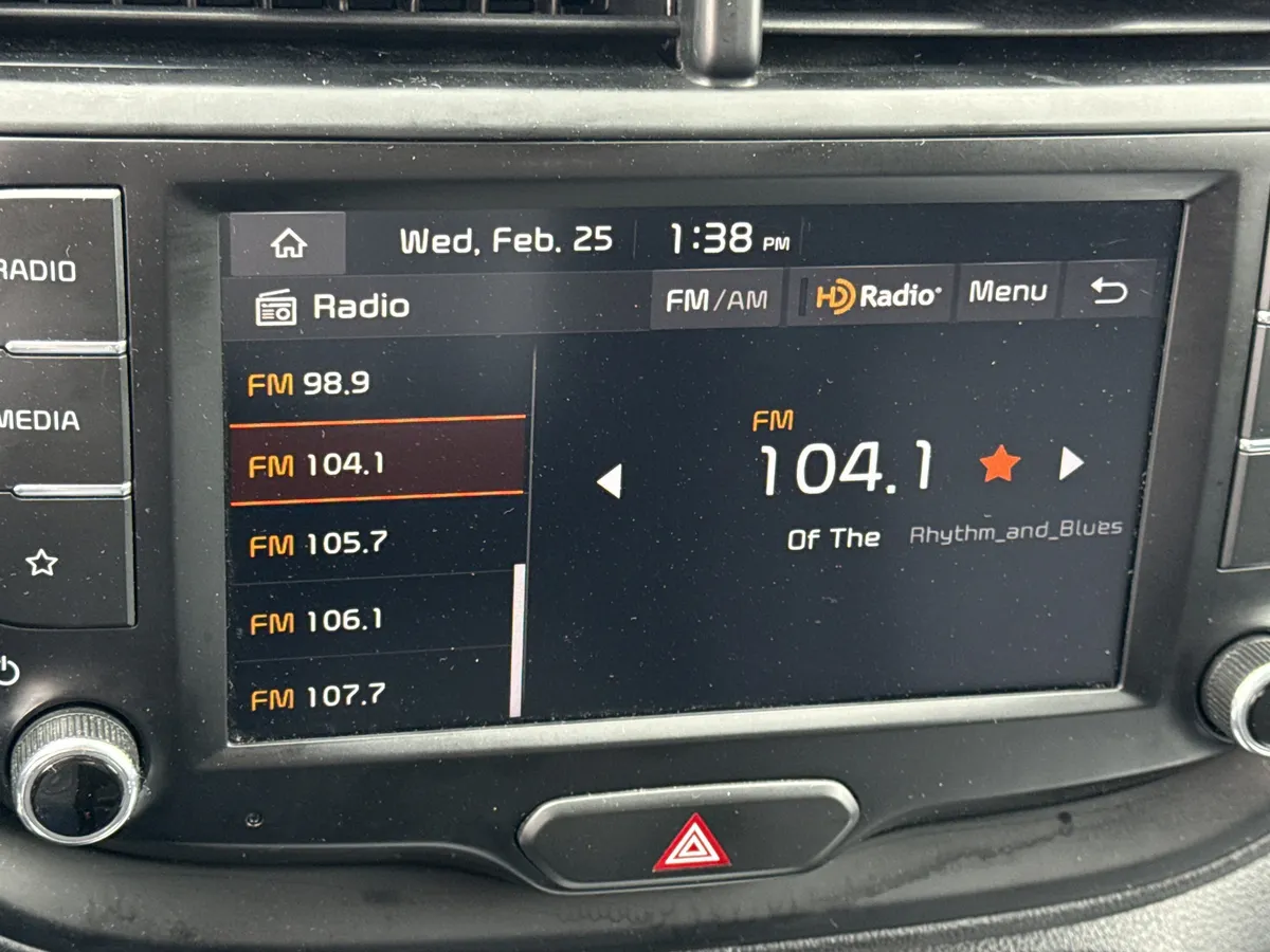 2023 Kia Soul LX thumbnail 22