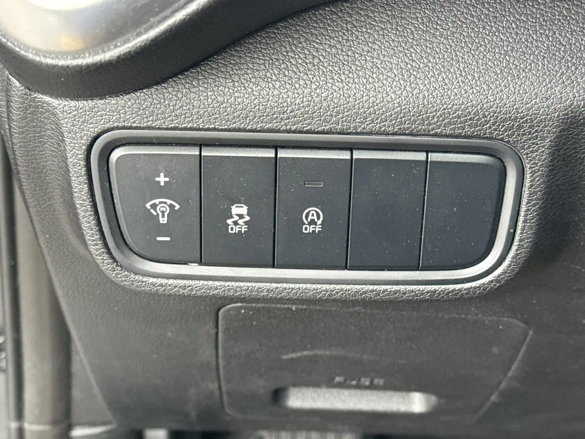 2023 Kia Soul LX thumbnail 26