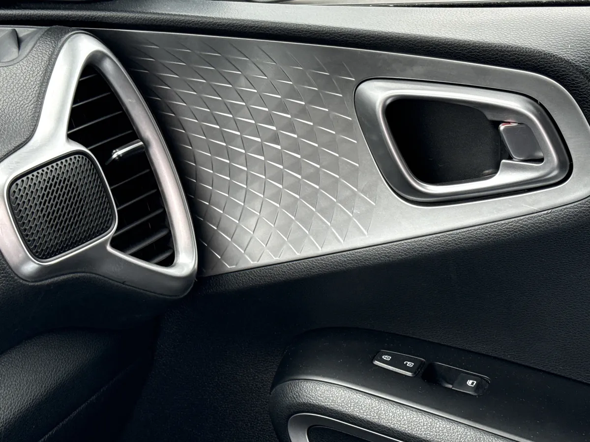 2023 Kia Soul LX thumbnail 27