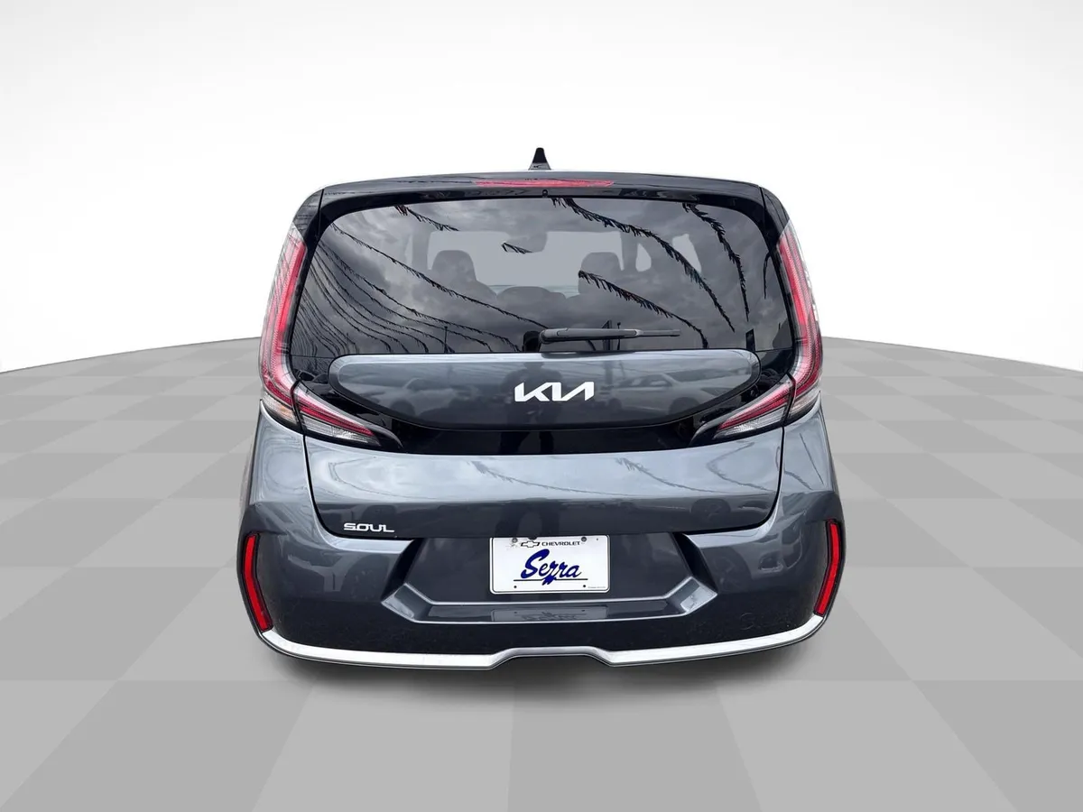 2023 Kia Soul LX thumbnail 8