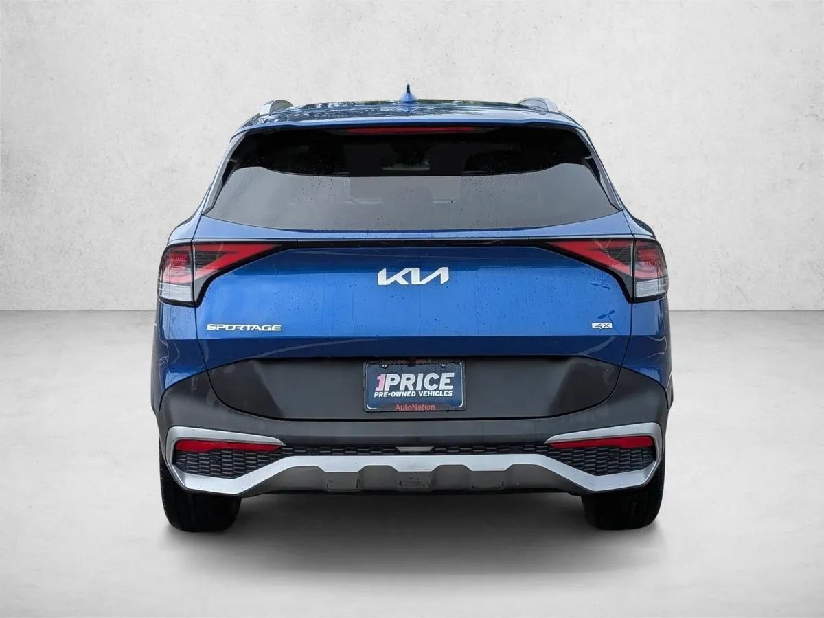 2023 Kia Sportage EX thumbnail 6