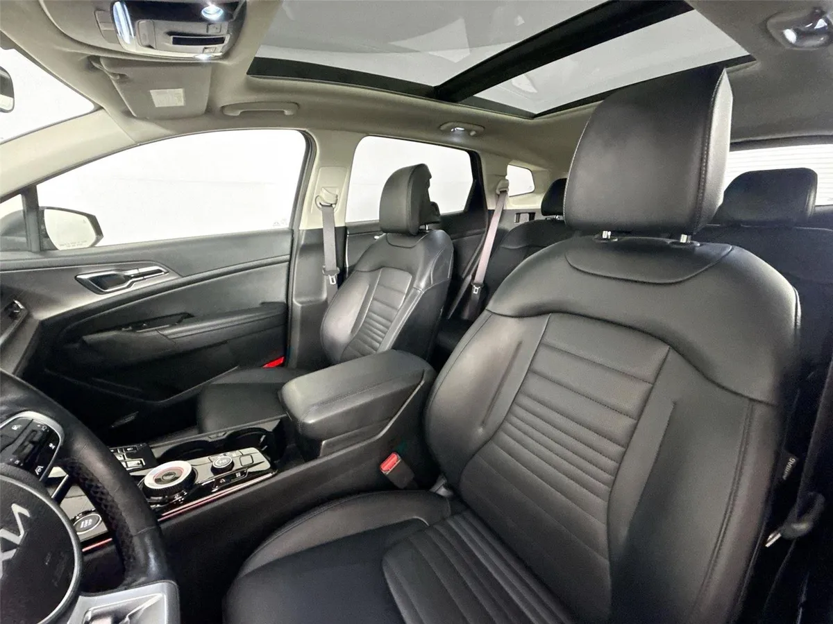 2023 Kia Sportage Hybrid SX-Prestige thumbnail 3