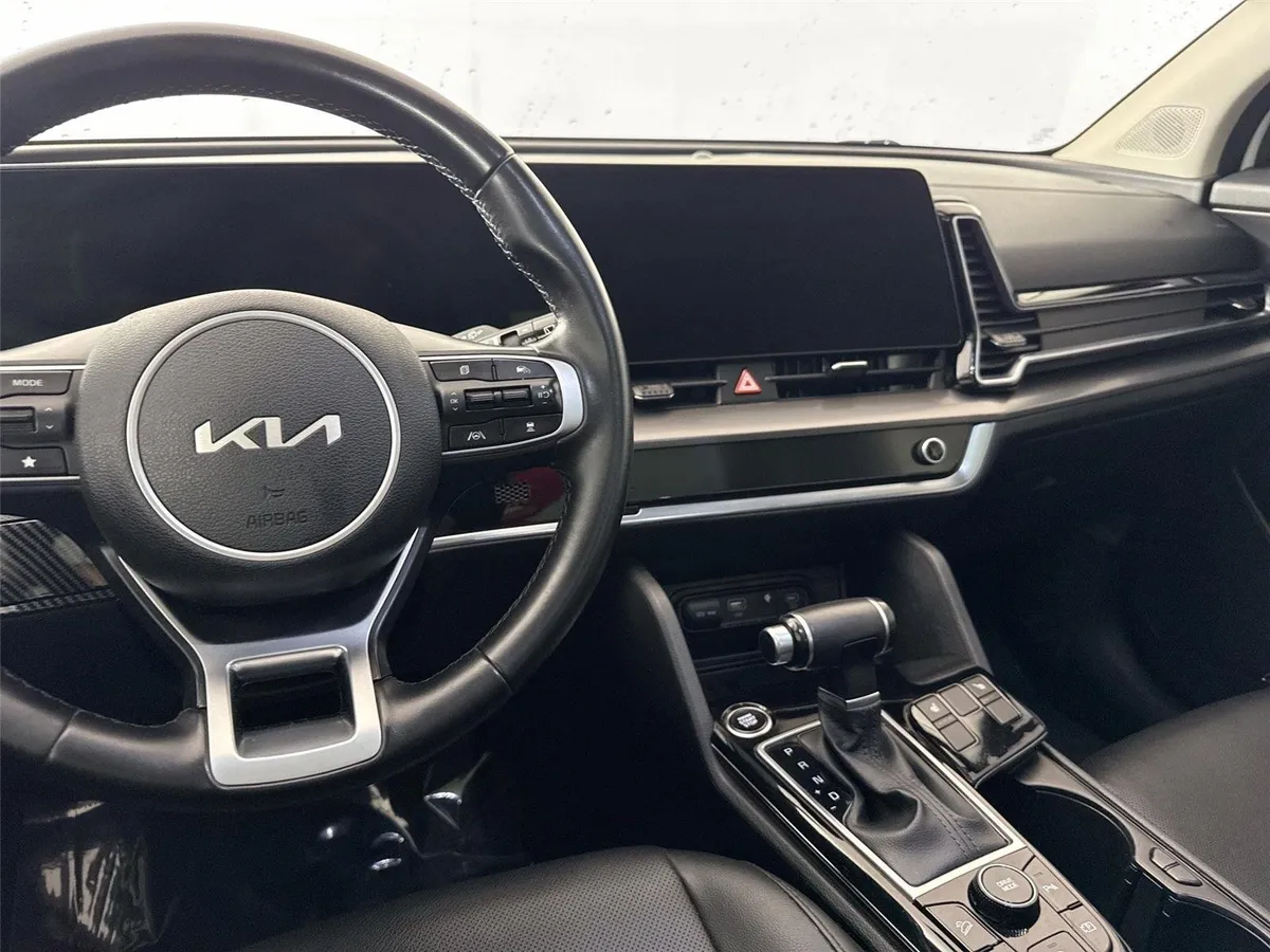 2023 Kia Sportage SX thumbnail 32
