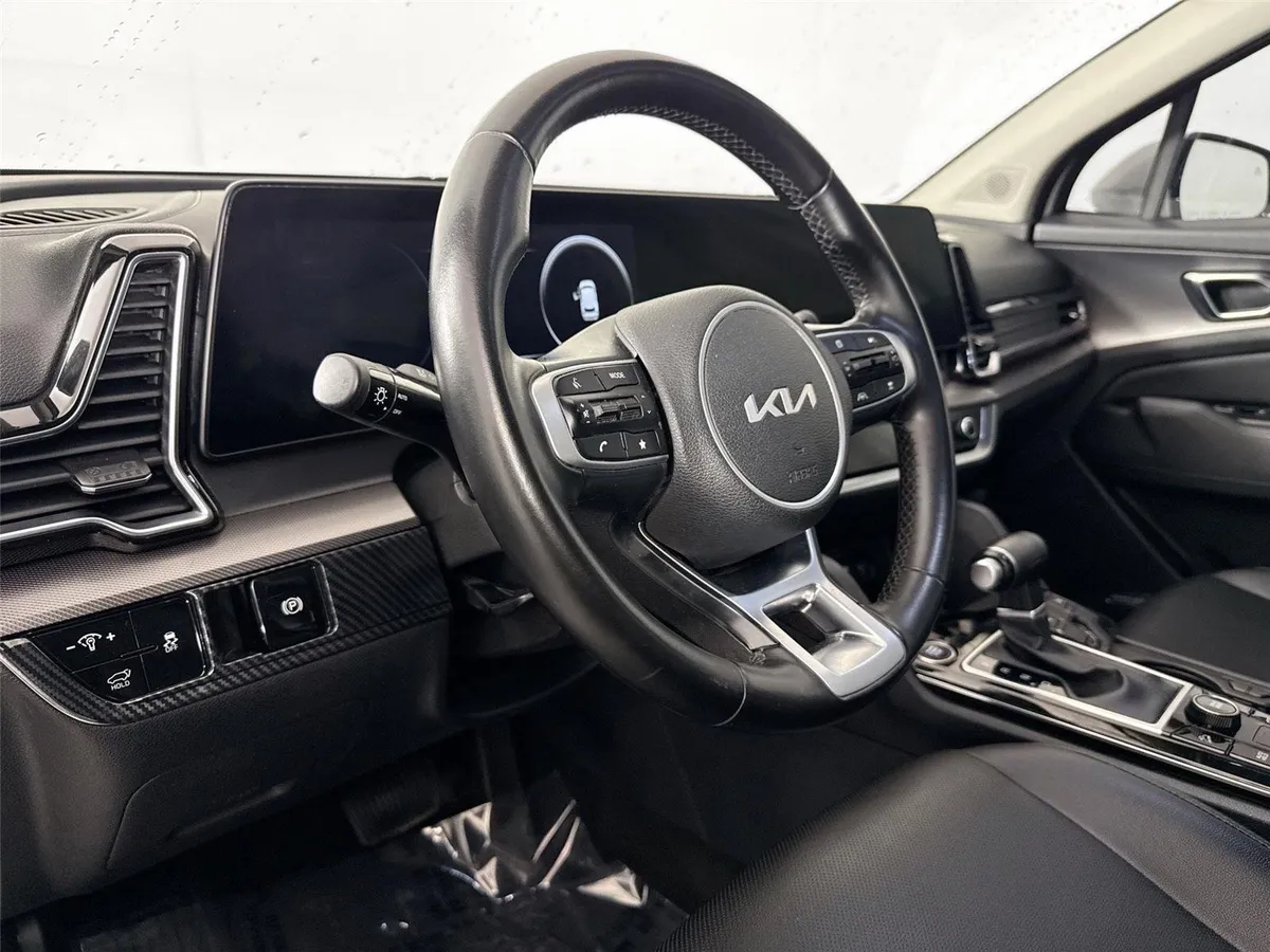 2023 Kia Sportage SX thumbnail 4