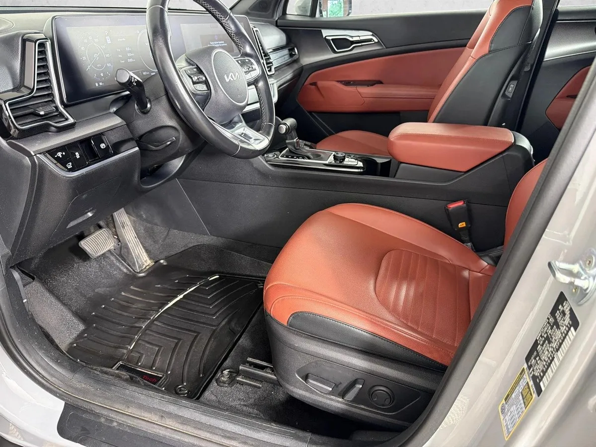 2023 Kia Sportage SX thumbnail 11