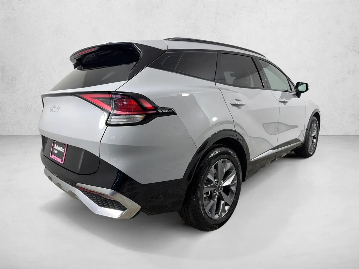 2023 Kia Sportage SX thumbnail 5