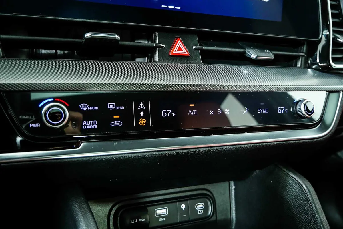 2023 KIA SPORTAGE SX-Prestige thumbnail 17
