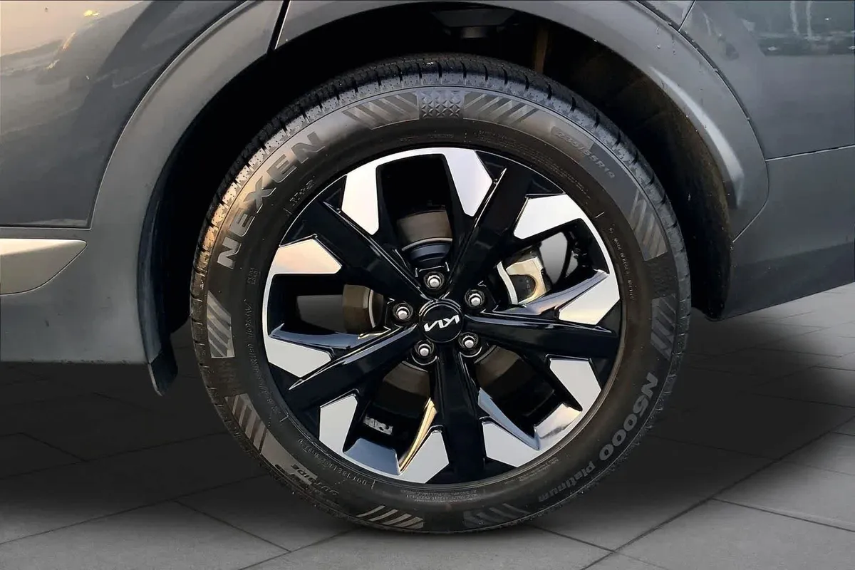 2023 Kia Sportage X-Line thumbnail 11