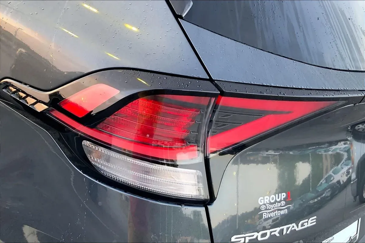 2023 Kia Sportage X-Line thumbnail 27