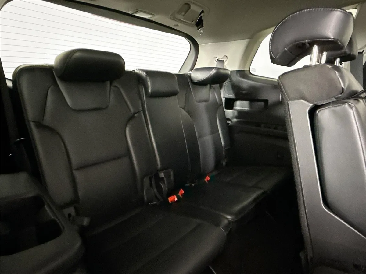 2023 Kia Telluride LX thumbnail 36