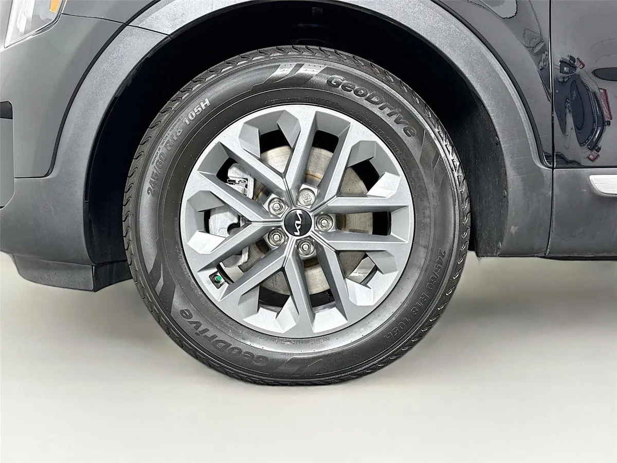2023 Kia Telluride LX thumbnail 41