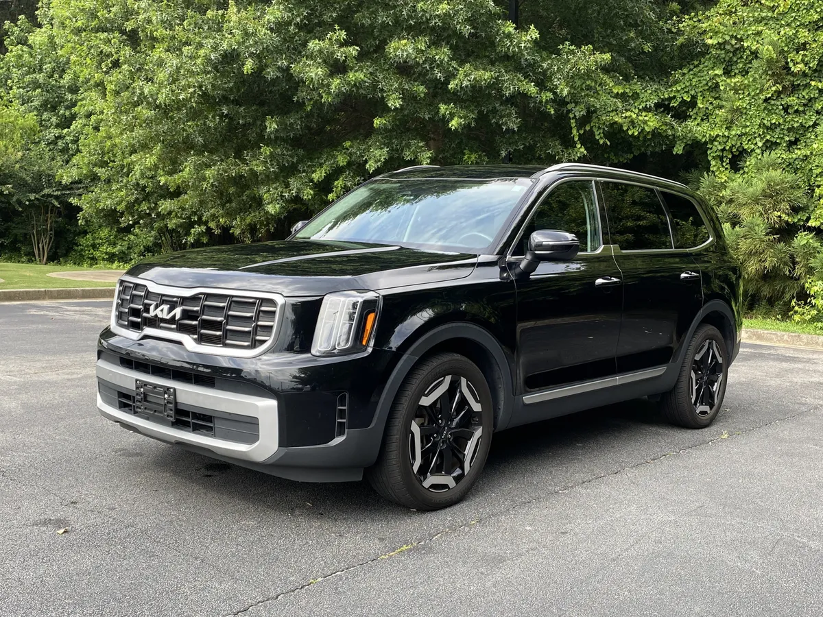 2023 Kia Telluride S thumbnail 4