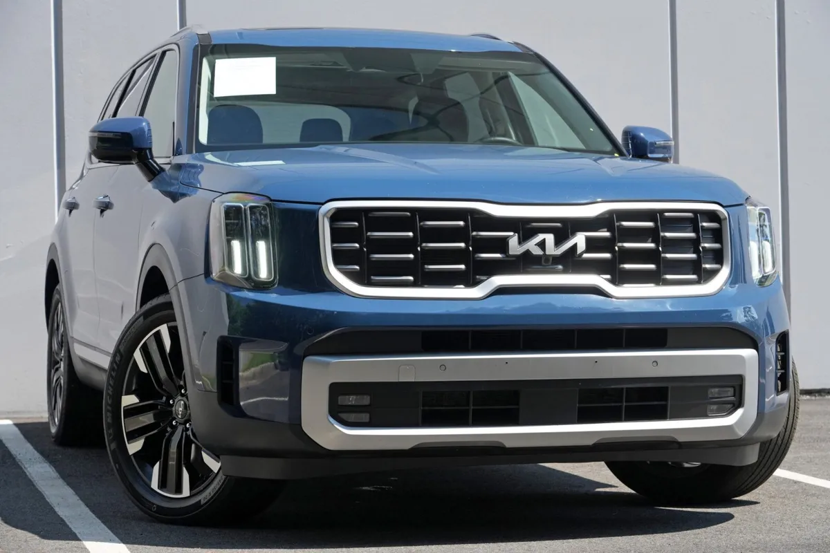 2023 Kia Telluride SX thumbnail 2