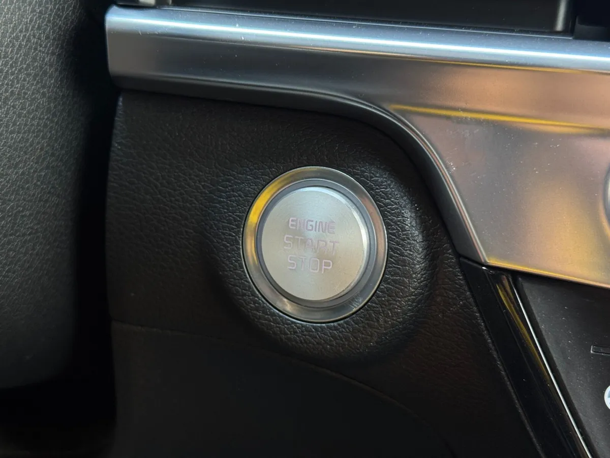 2023 Kia Telluride SX thumbnail 23
