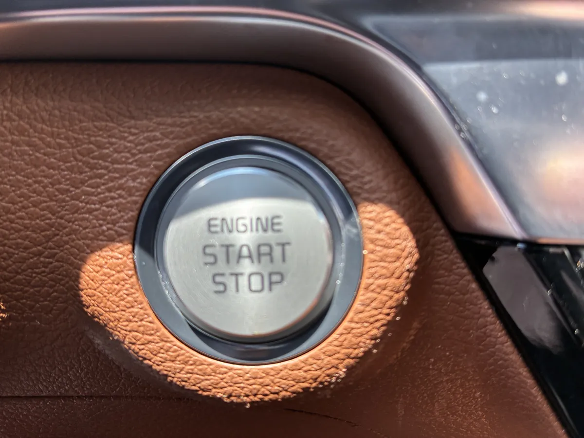 2023 Kia Telluride SX Prestige X-Line thumbnail 31